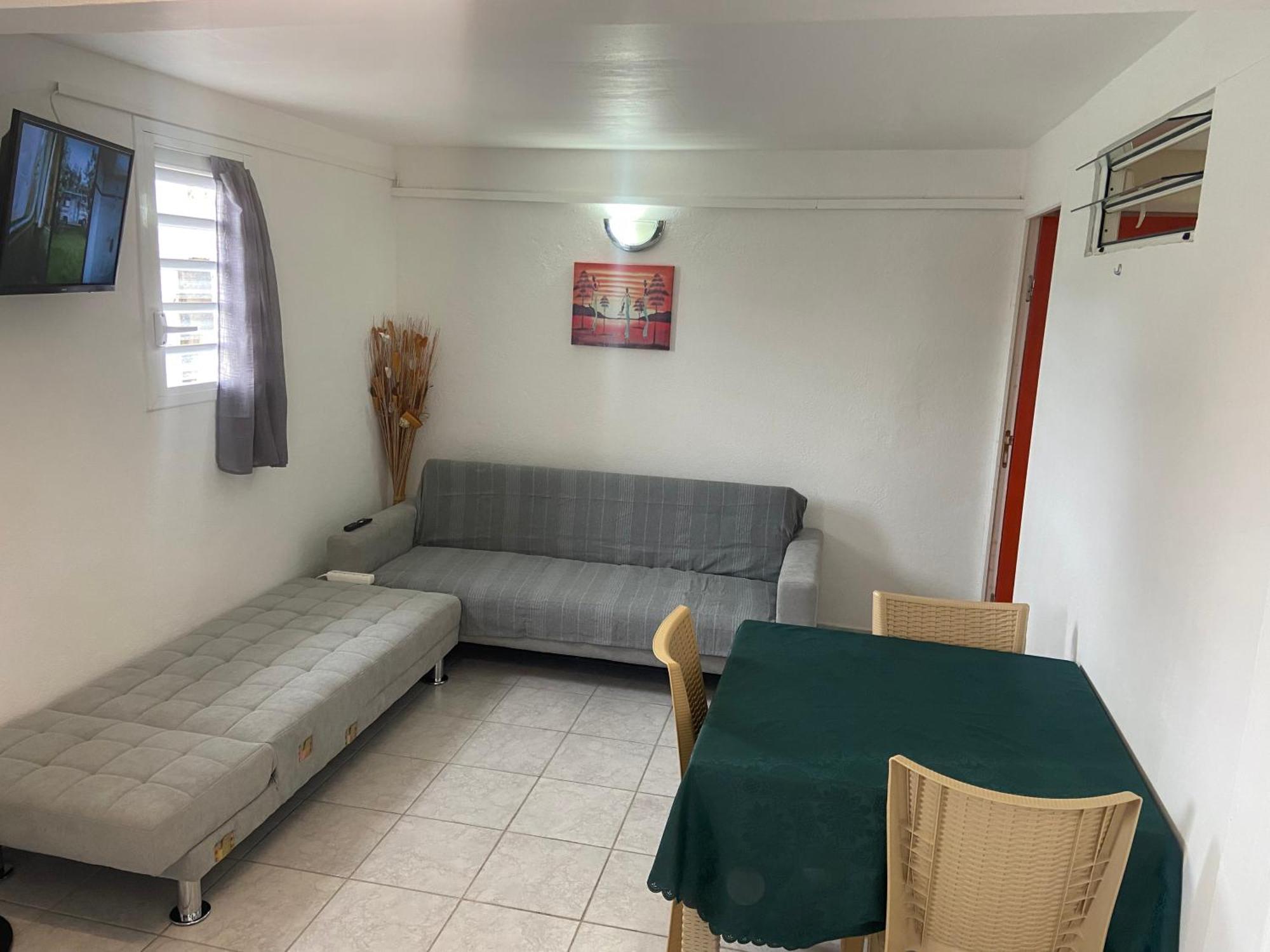 Logement De 40M2 Avec Terrasse, Moderne Et Equipe Petit-Canal Esterno foto
